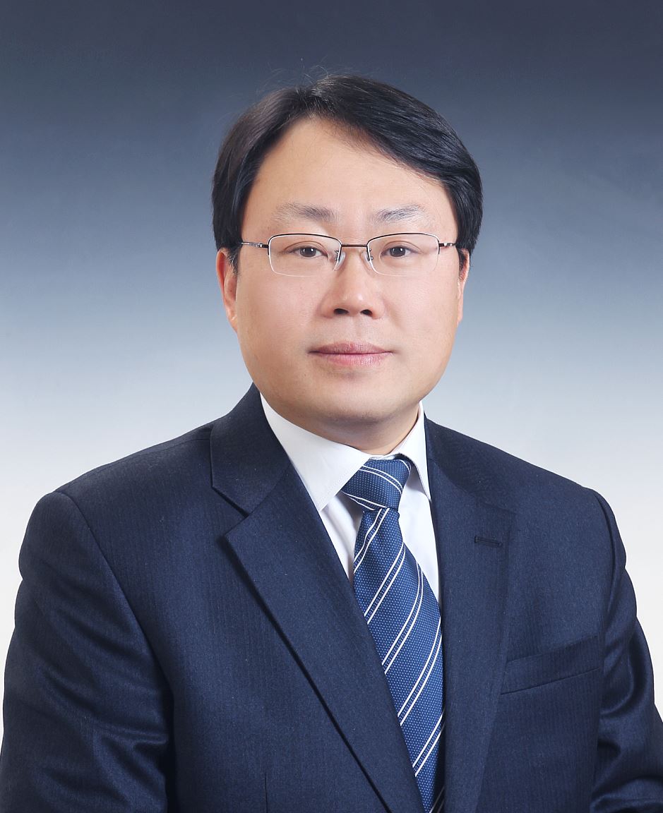 최성우